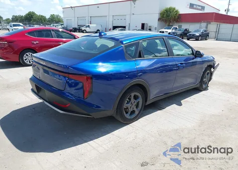 2025 Kia K4 Lxs z USA, uszkodzony, nr VIN 3KPFT4DE4SE021796